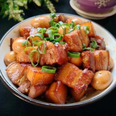 Thịt Heo Kho Trứng